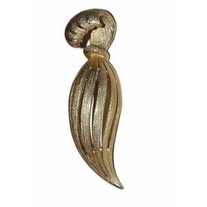 Vintage Signed Monet Gold Tone Brooch